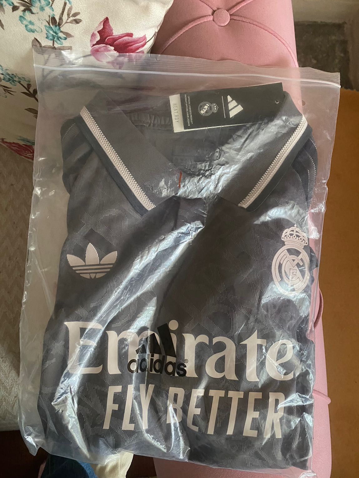 Adidas 🔥Adidas Real Madrid Valverde Size US L / EU 52-54 / 3 - 4 Thumbnail