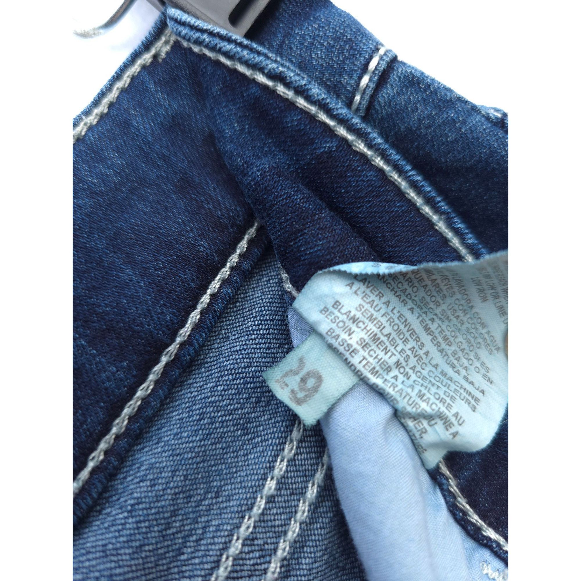 Lee Lee Women's Slender Secret Bermuda Jean Shorts Size 8 Medium Size 27" / US 4 / IT 40 - 6 Thumbnail