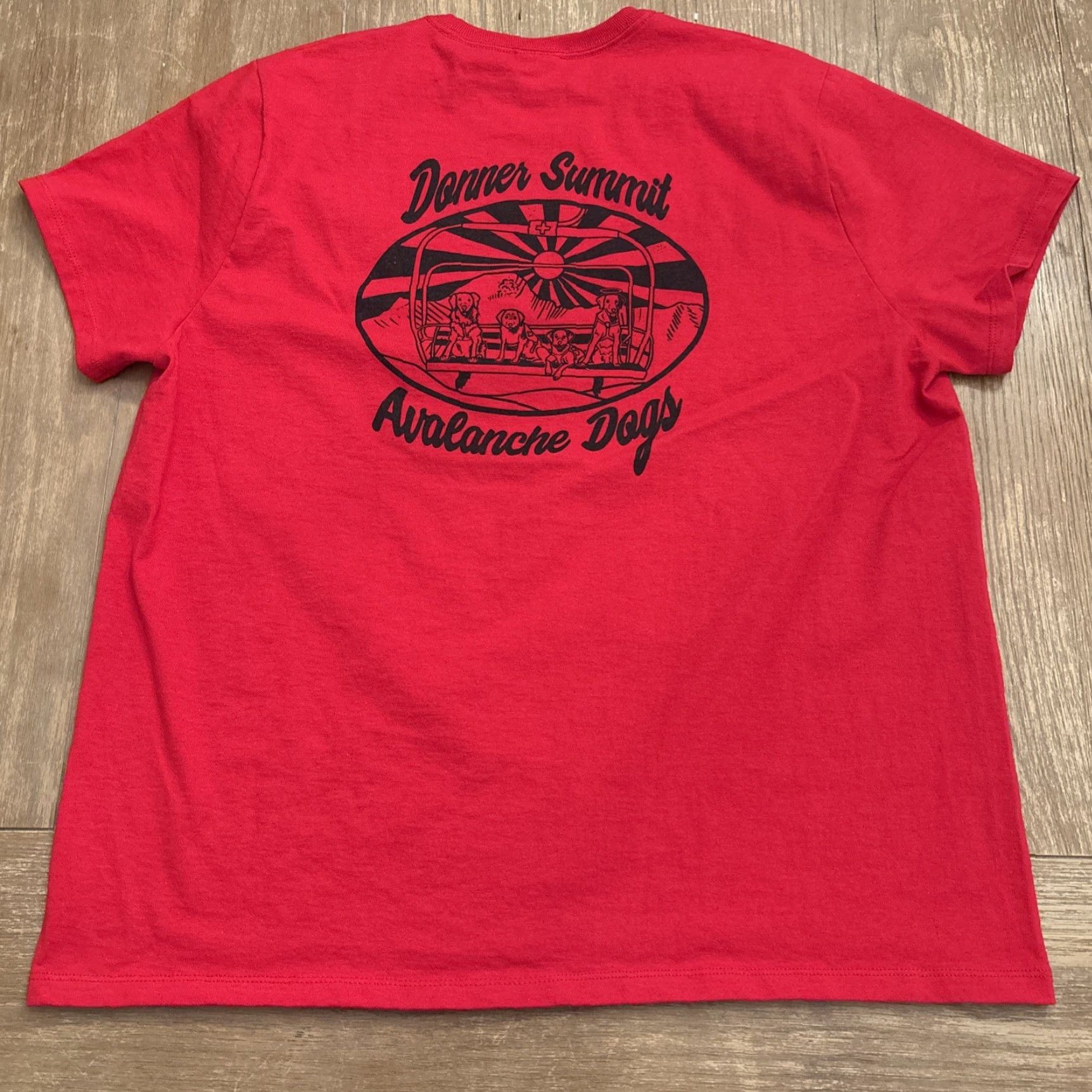 Vintage Women’s Dinner Summit California Avalanche Dogs T Shirt Red Size XL Rare Size XL / US 12-14 / IT 48-50 - 4 Thumbnail
