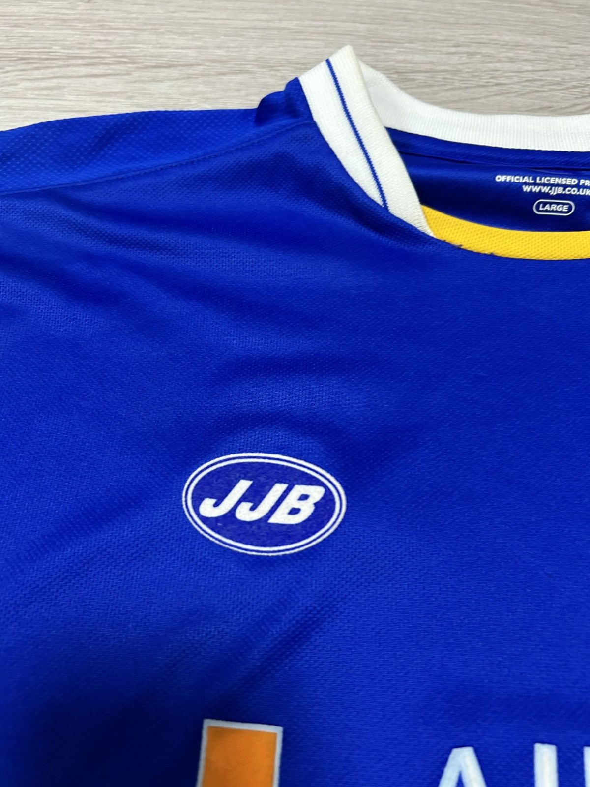 Vintage Leicester 2005/2006 JJB Home Football Shirt Size L Size US L / EU 52-54 / 3 - 4 Thumbnail
