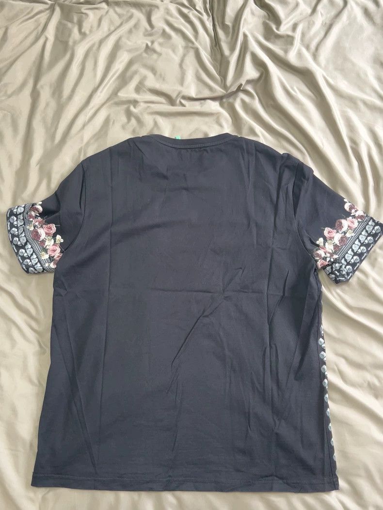 Other Givenchy Floral Shark Short Sleeve Size US S / EU 44-46 / 1 - 6 Thumbnail