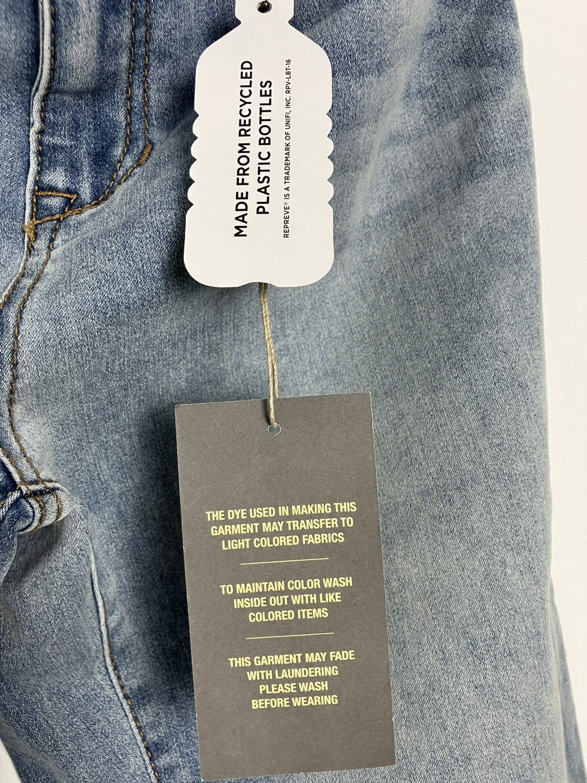 Natural Selection Natural Reflections Capri Camp Side Skimmer Jeans Size 4 Size 27" / US 4 / IT 40 - 4 Thumbnail
