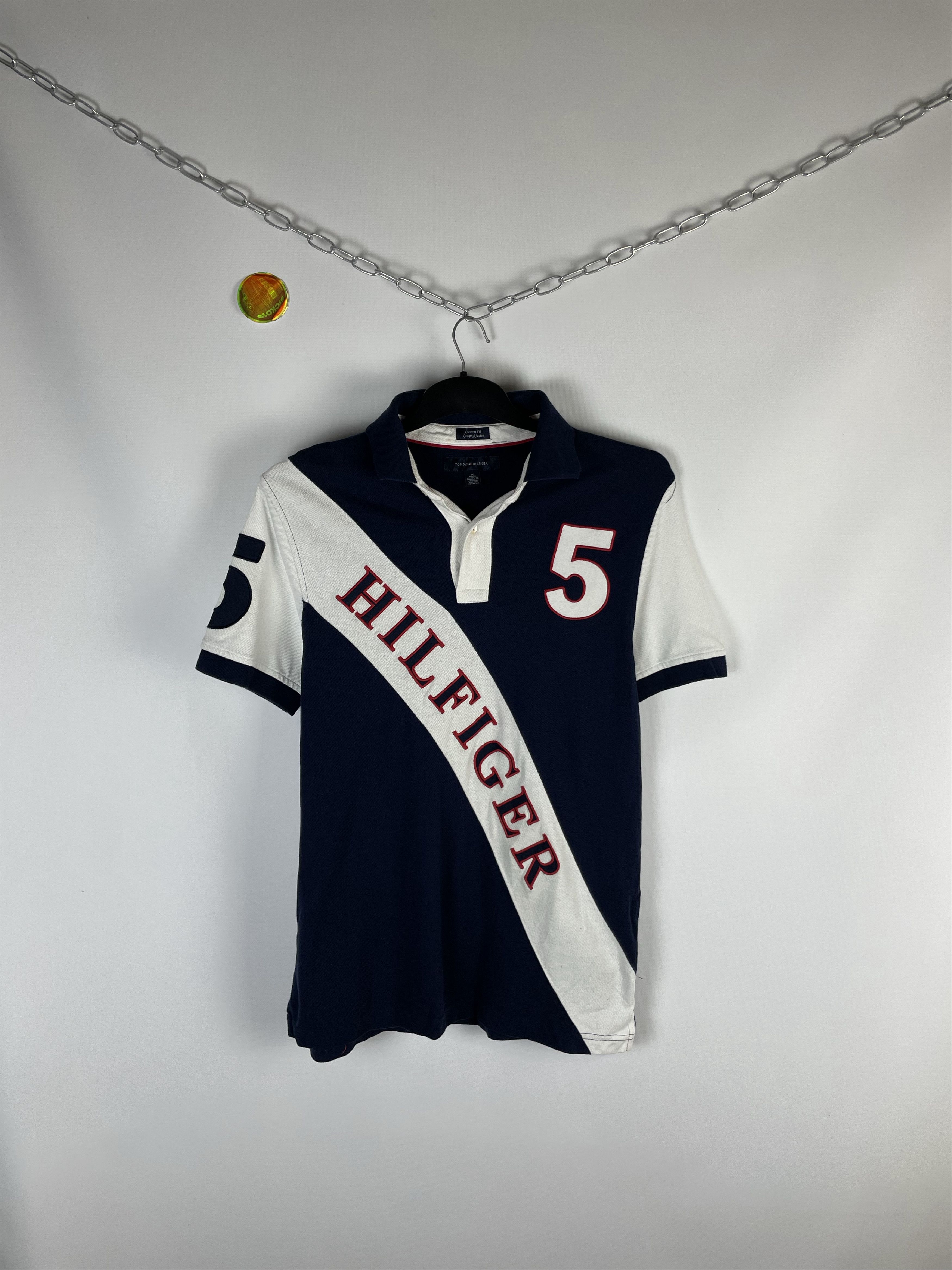 Tommy Hilfiger Vintage Tommy Hilfiger Polo T Shirt Rugby Big Logo 90s Size US M / EU 48-50 / 2 - 1 Thumbnail