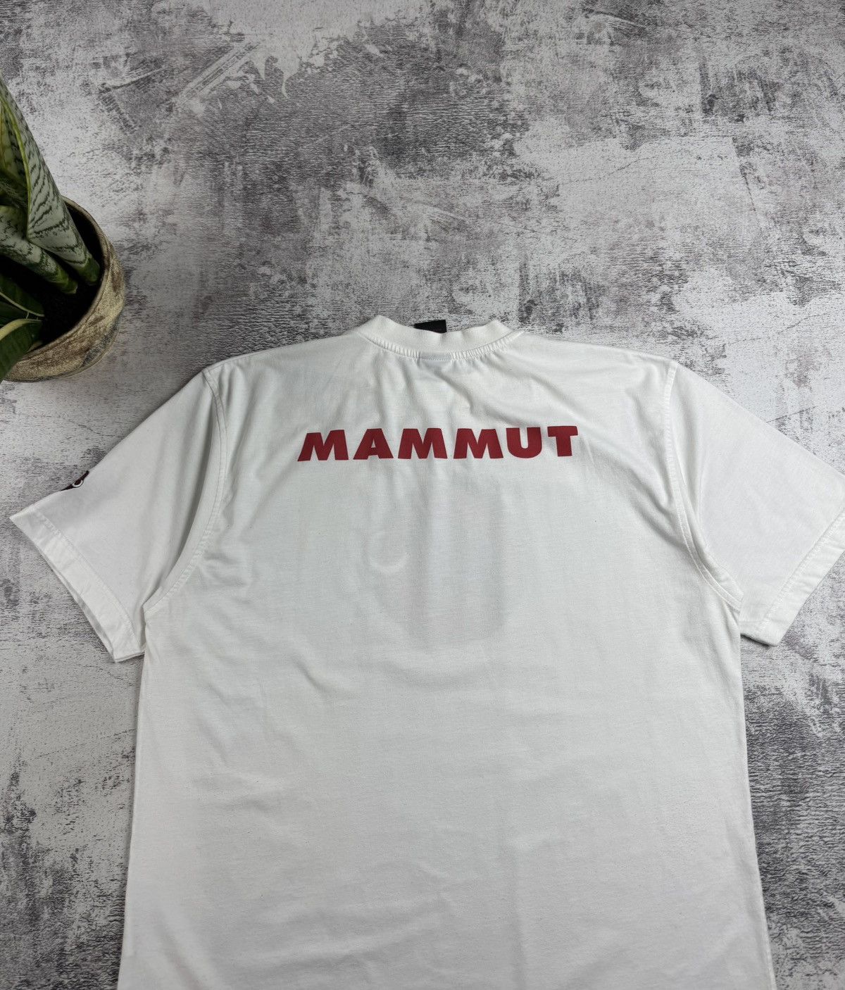 Mammut Mammut Men’s XL White Classic Logo Outdoor Cotton Basic Jersey T Shirt Tee Shirt Size US XL / EU 56 / 4 - 13 Thumbnail
