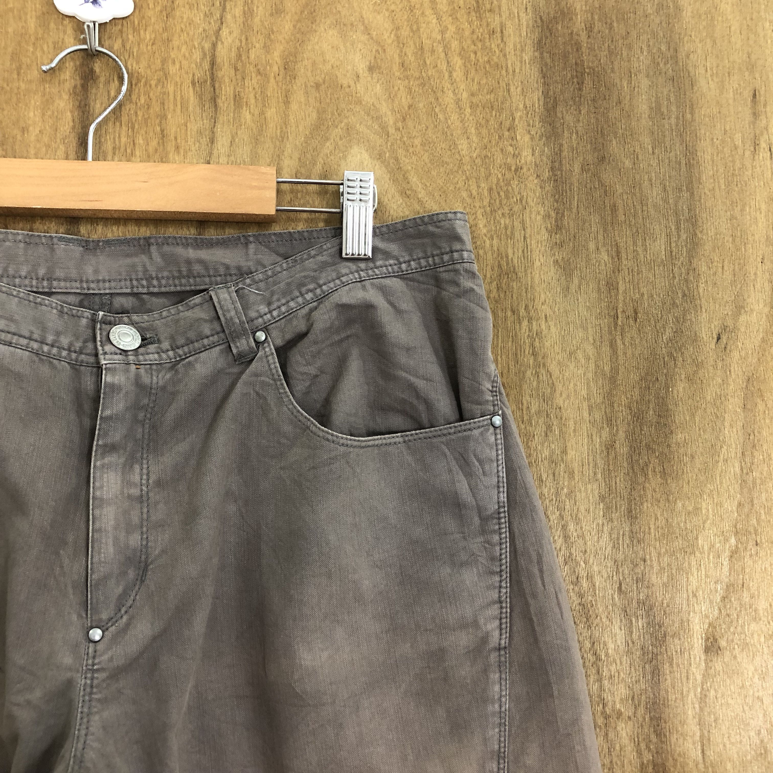 Takeo Kikuchi takeo kikuchi .TK . faded brown pants (N28) Size US 32 / EU 48 - 5 Thumbnail