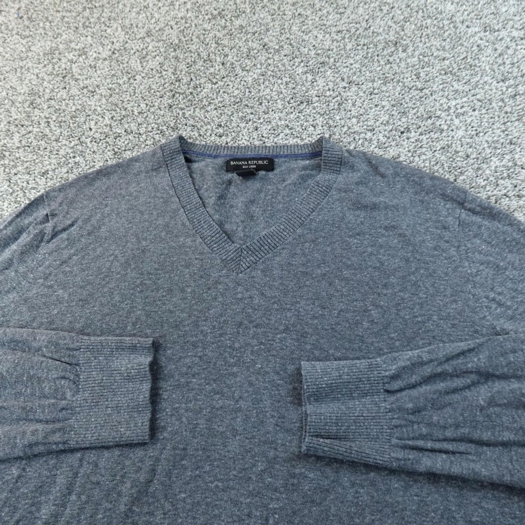 Banana Republic Banana Republic Sweater Mens L Gray Silk Linen V-Neck Knit Pullover Lightweight Shirt? Size US L / EU 52-54 / 3 - 3 Thumbnail