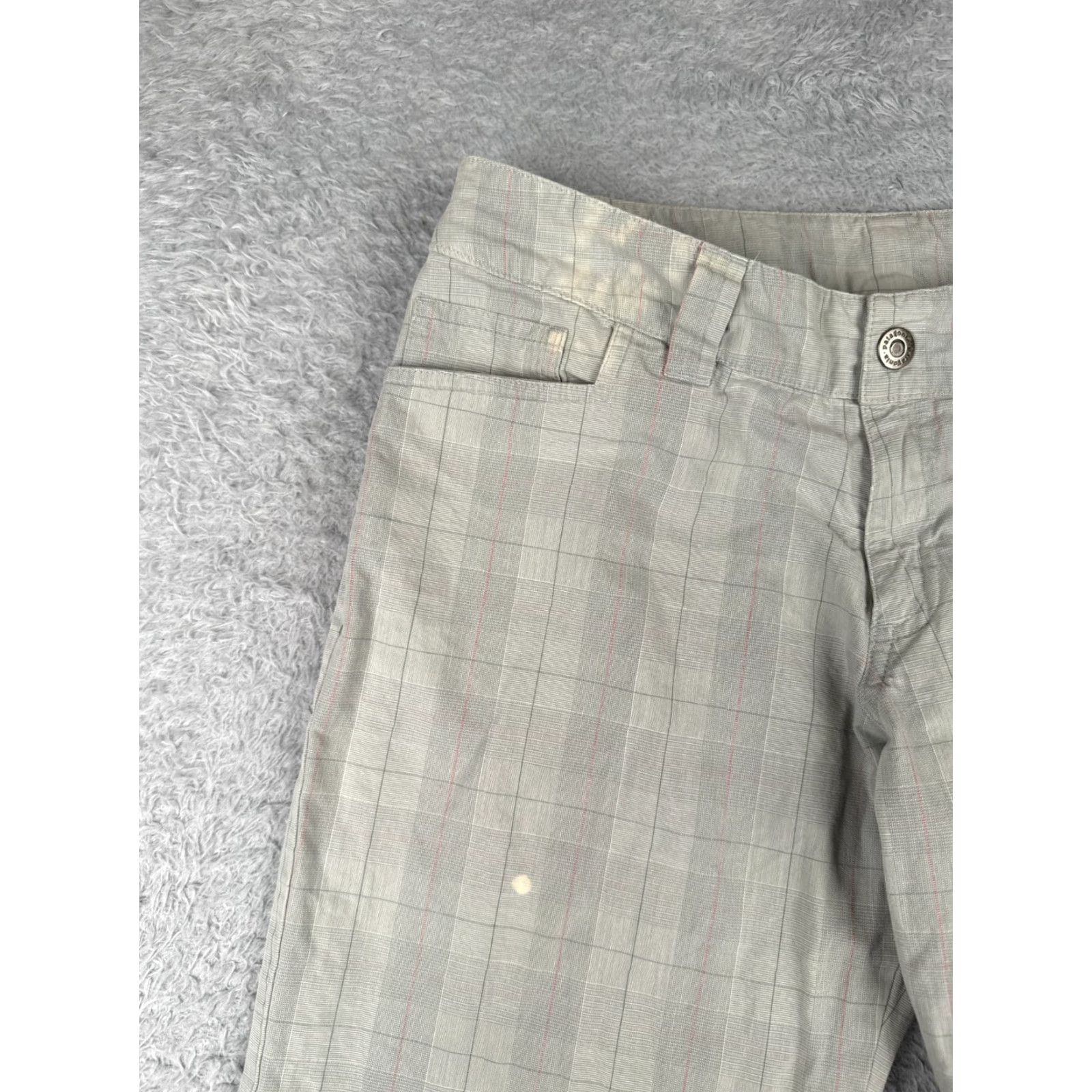 The North Face The North Face Women's Cargo Shorts Size 8 Gray Plaid Cotton Hiking Activewear 30x16 Size 30" / US 8 / IT 44 - 4 Thumbnail