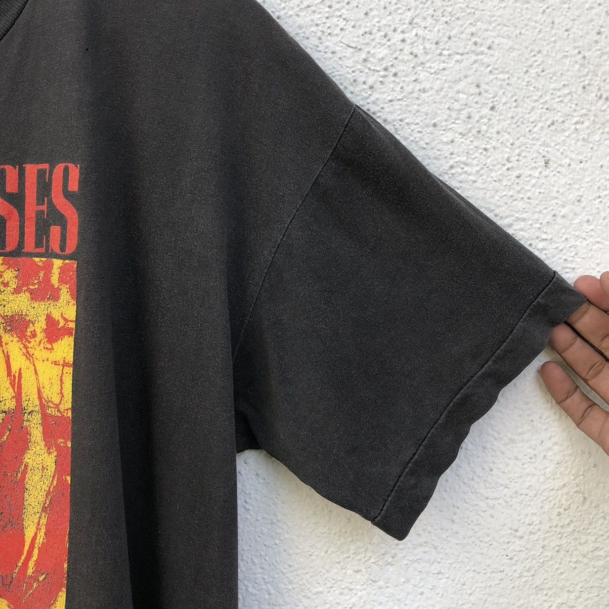 Guns N' Roses Vintage 1991 Guns N Roses Tour T Shirt Size US L / EU 52-54 / 3 - 7 Thumbnail
