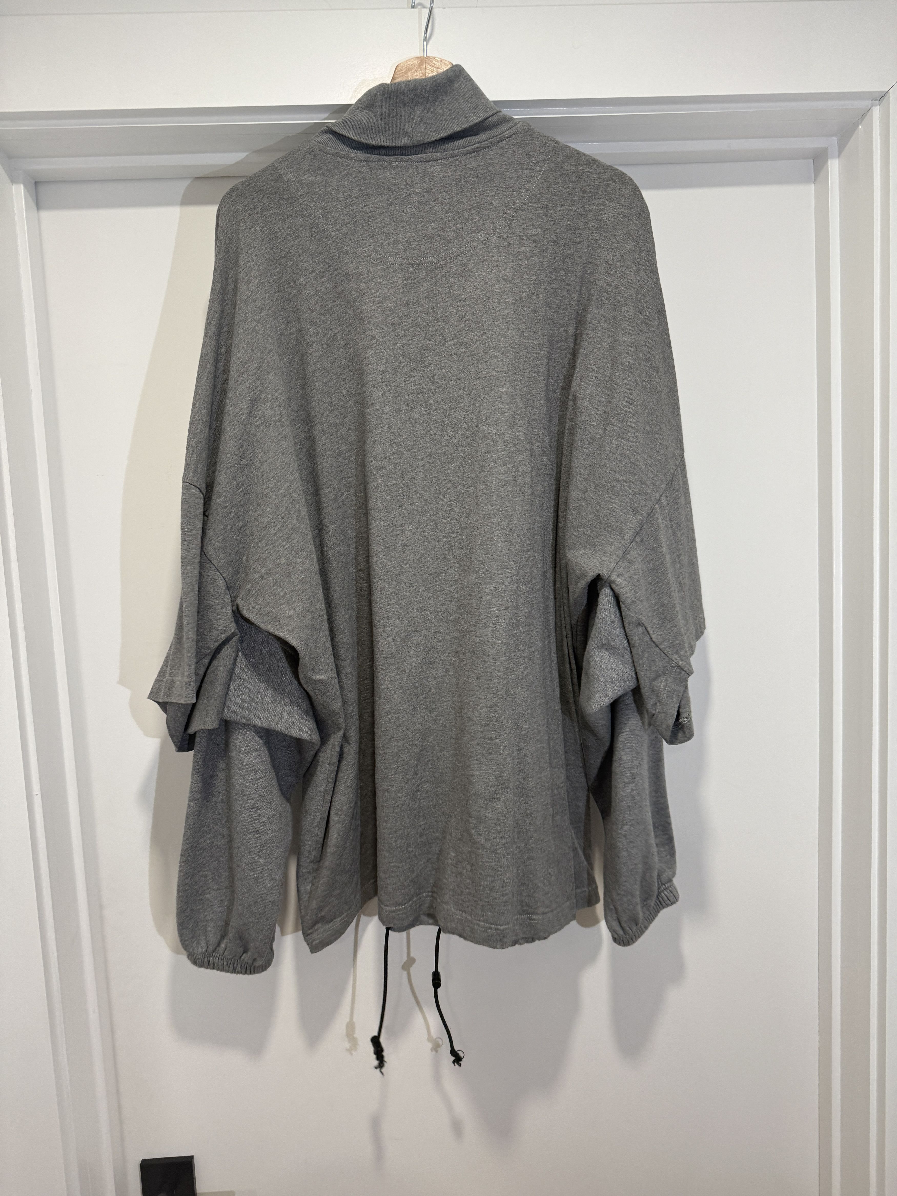 Balenciaga Turtleneck w/ Short Sleeves Size US XS / EU 42 / 0 - 5 Thumbnail