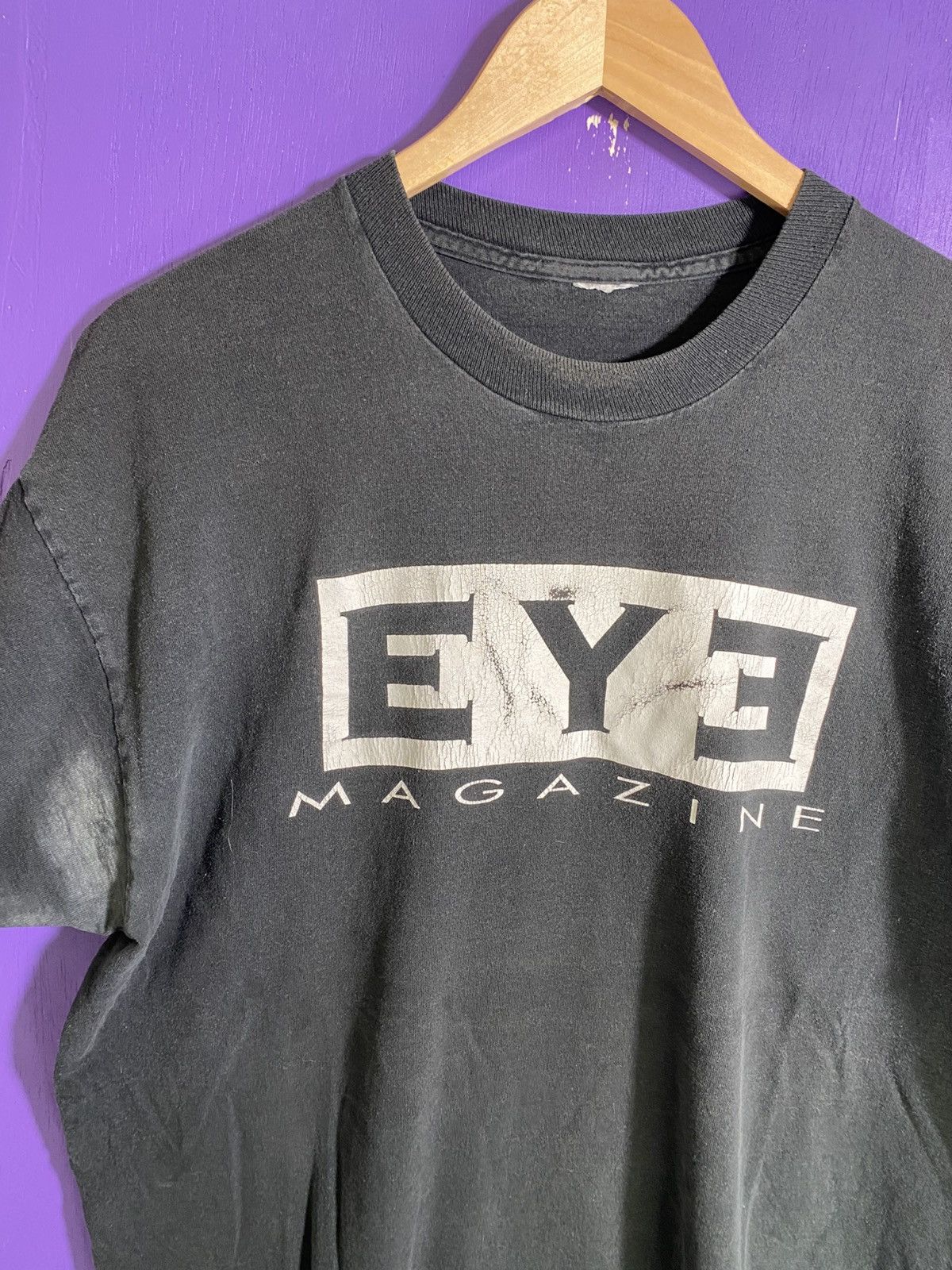 Vintage Vintage 90s Eye magazine faded logo t-shirt Size US XL / EU 56 / 4 - 3 Thumbnail