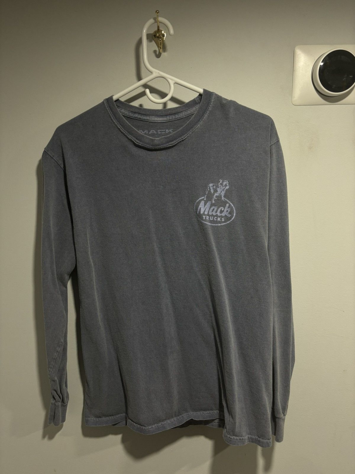Vintage Mack Trucks Long Sleeve Tee Size US M / EU 48-50 / 2 - 1 Thumbnail