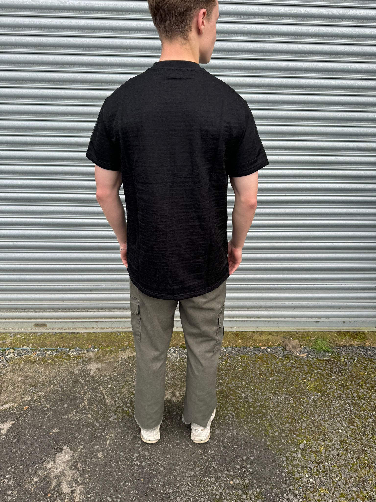 Givenchy Black Embroidered Logo Mesh Overlay Oversized T-Shirt Size US S / EU 44-46 / 1 - 3 Thumbnail