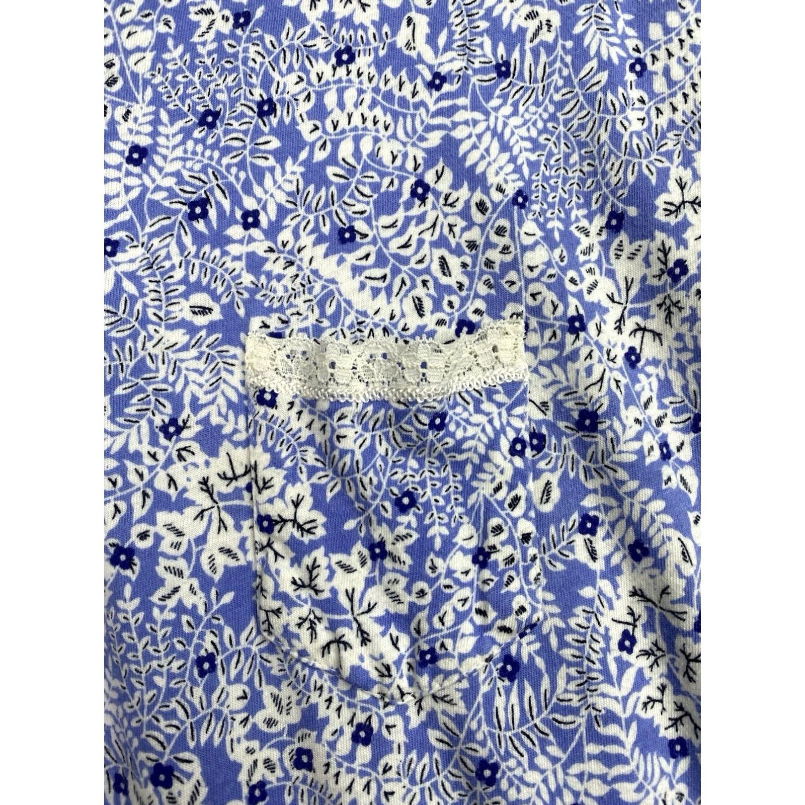 Vintage Miss Elaine Nightgown S Blue Floral Cuffed Short Sleeve Pullover Lace Pocket Button V-Neck Knit Cotton 90s Bohemian Flower Gown Women Size S / US 4 / IT 40 - 5 Thumbnail