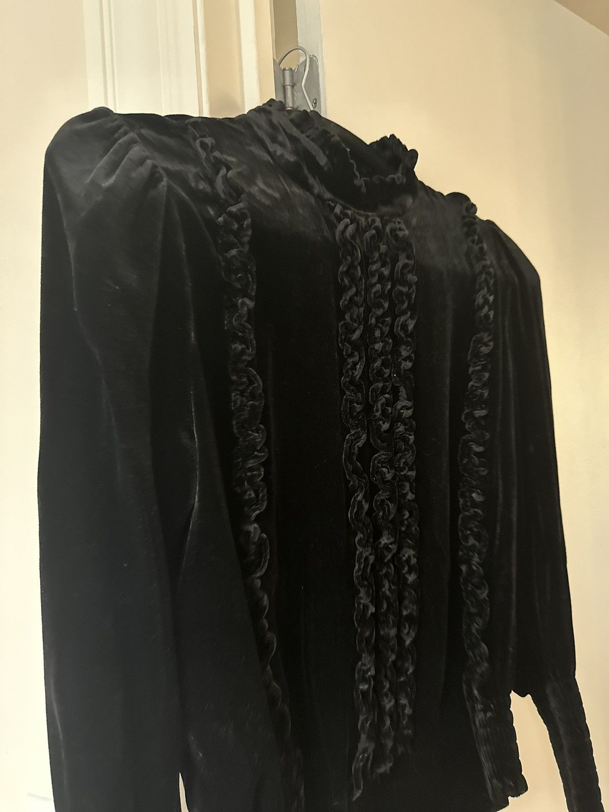 Frame Frame Ruffled Velvet Turtleneck Top Size XS Size XS / US 0-2 / IT 36-38 - 5 Thumbnail