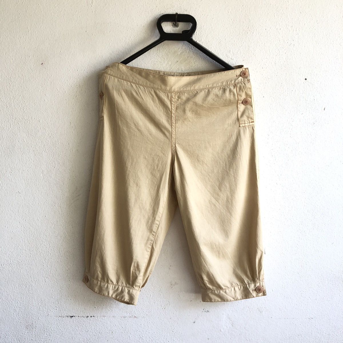 Issey Miyake × Sunao Kuwahara ISSEY MIYAKI side button short pants Size 30" / US 8 / IT 44 - 1 Thumbnail