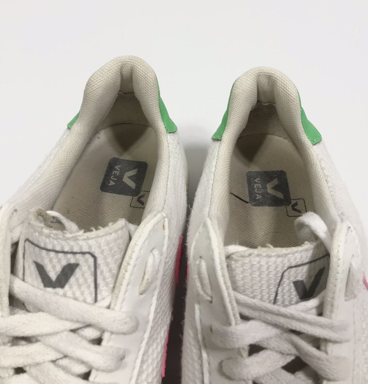 Veja Veja V-12 B-Mesh Trainers Sz US 7 Size US 7 / IT 37 - 8 Thumbnail