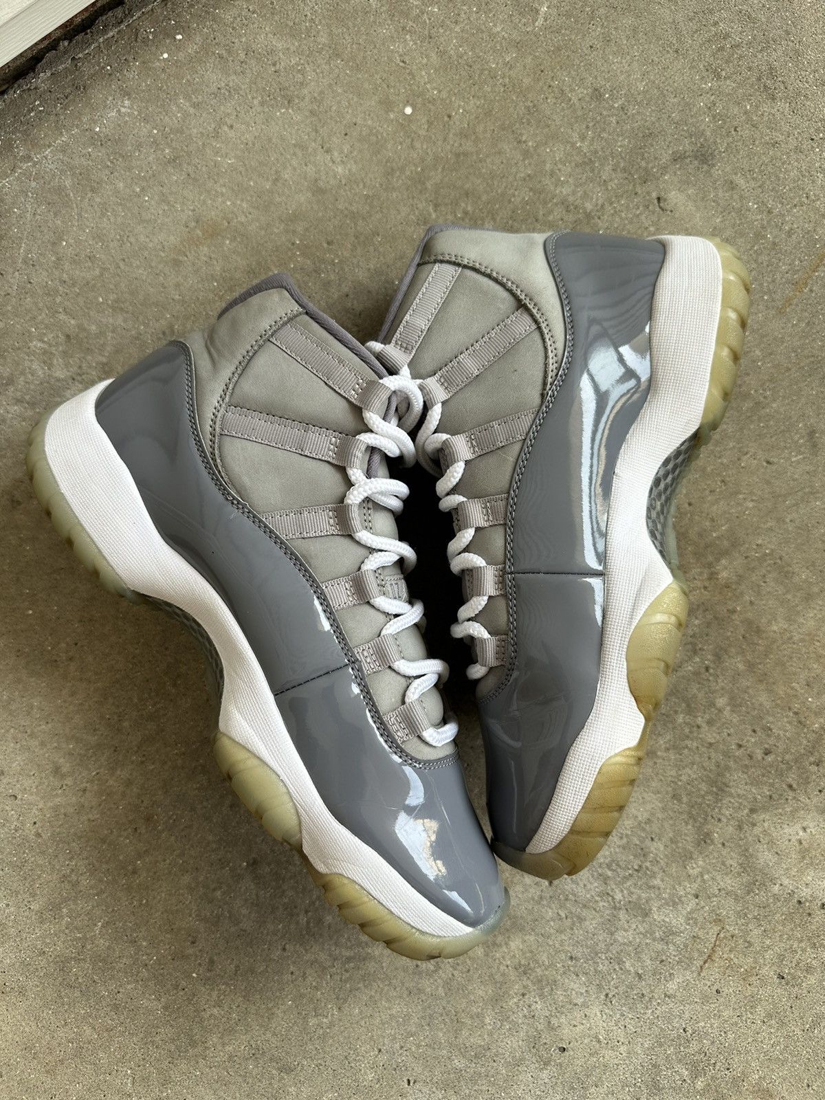 Jordan Brand Nike Air Jordan 11 Retro Cool Grey size 9.5 Size US 9.5 / EU 42-43 - 2 Thumbnail