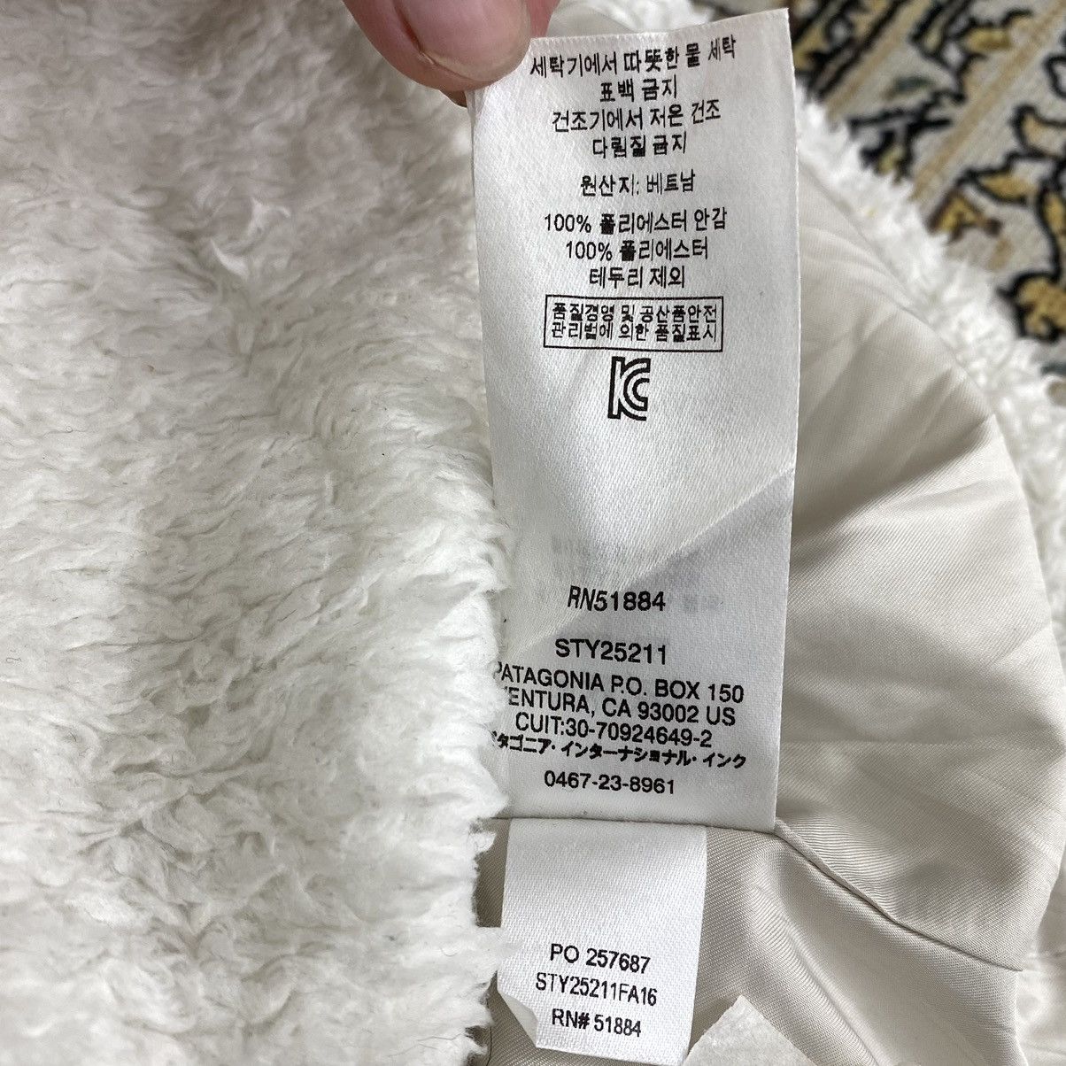 Patagonia × Vintage Vintage PATAGONIA USA Deep Pile Sherpa White Fleece Sweater Size US S / EU 44-46 / 1 - 6 Thumbnail