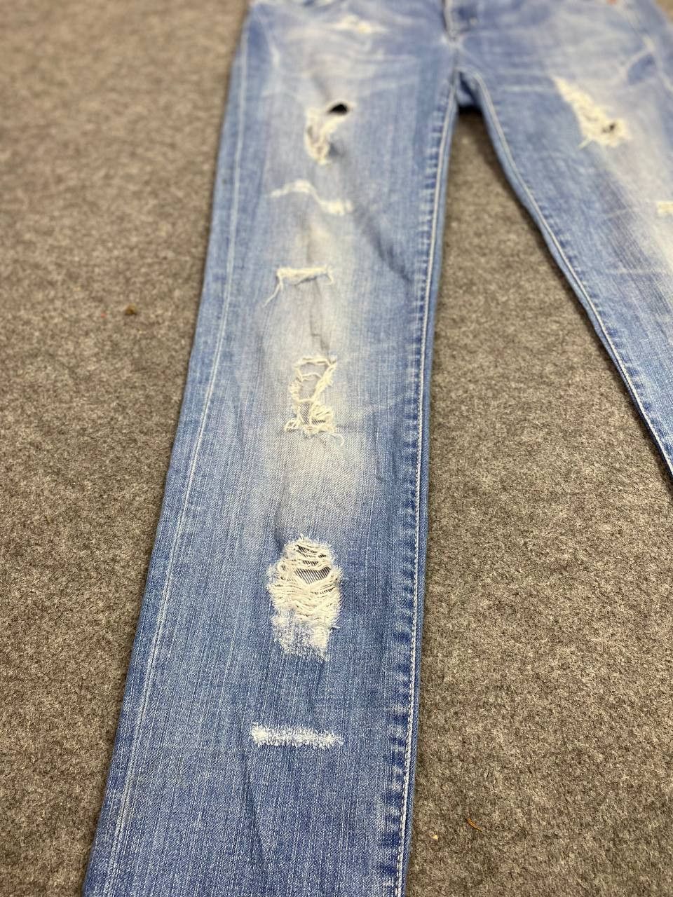 H&M &denim by h&m slim distressed denim Size US 30 / EU 46 - 11 Thumbnail
