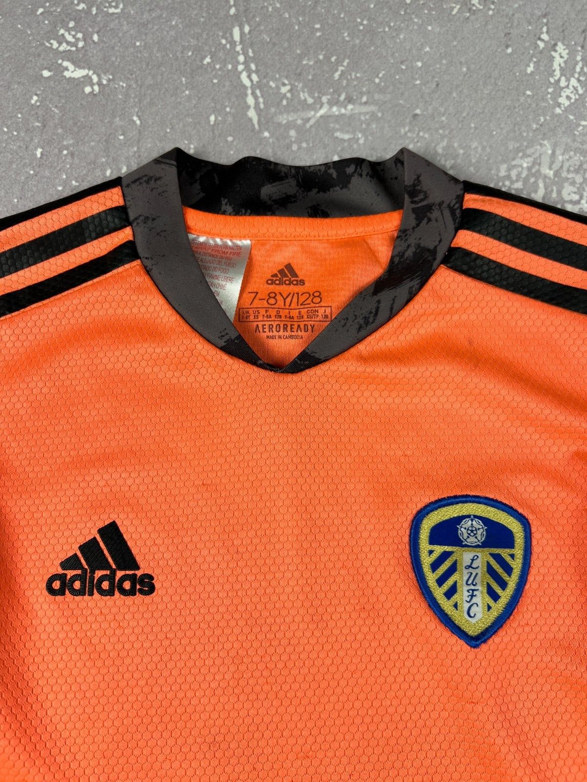Adidas 2020-2021 Adidas Leeds United Goalkeeper Jersey Kids 7-8Y Size US XXS / EU 40 - 3 Thumbnail