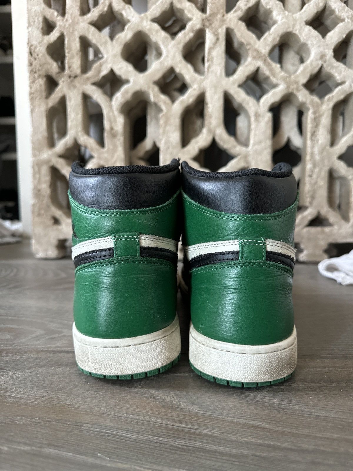 Nike Jordan 1 Pine Green Nike Size US 10.5 / EU 43-44 - 8 Thumbnail