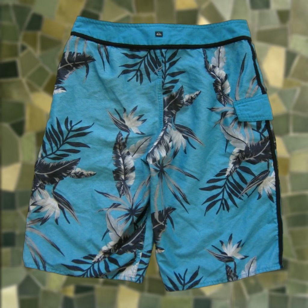 Quiksilver Quiksilver Board Shorts Men Size 30 Blue Black Leaf Floral Beach Surf 100% polyester Short for Surfing Size US 30 / EU 46 - 1 Thumbnail