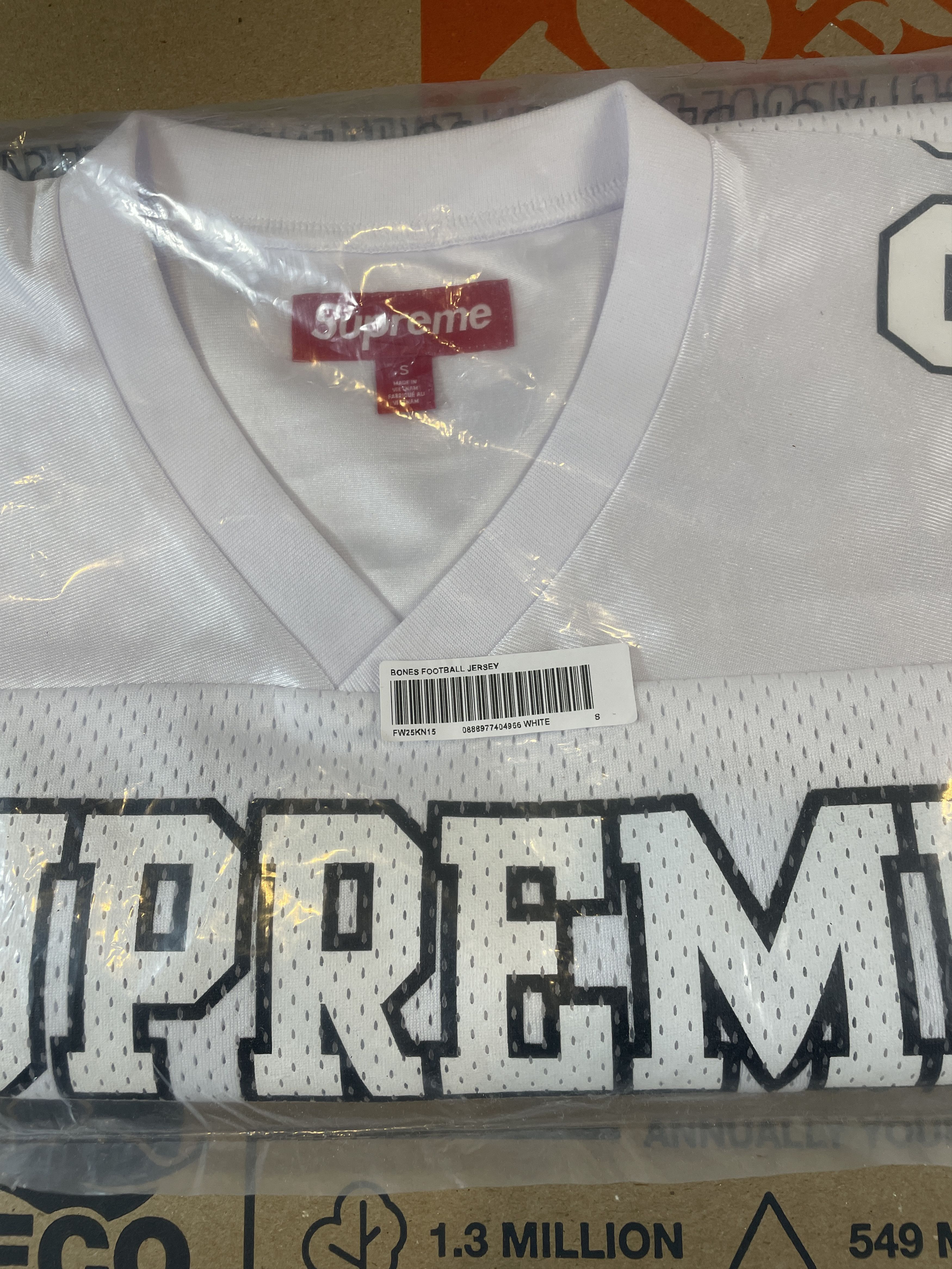 Supreme BONES FOOTBALL JERSEY Size US S / EU 44-46 / 1 - 16 Thumbnail