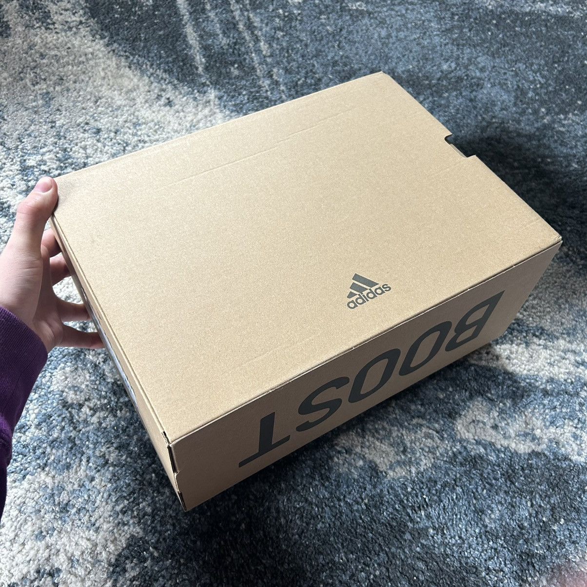 Adidas × Kanye West YEEZY BOOST 380 ALiEN BLUE REFLECTiVE GLOW GREEN PRiMEKNiT Size US 10 / EU 43 - 13 Thumbnail