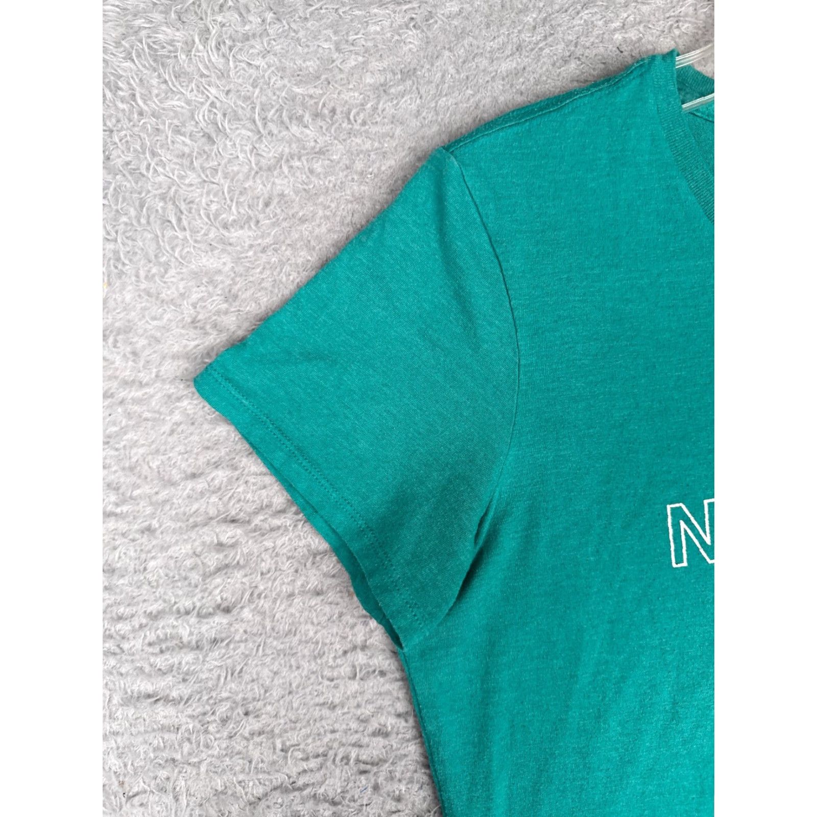 The North Face VINTAGE not applicable. The North Face Shirt Women Small Blue Short Sleeve Crew Neck Tri-Blend Size S / US 4 / IT 40 - 3 Thumbnail