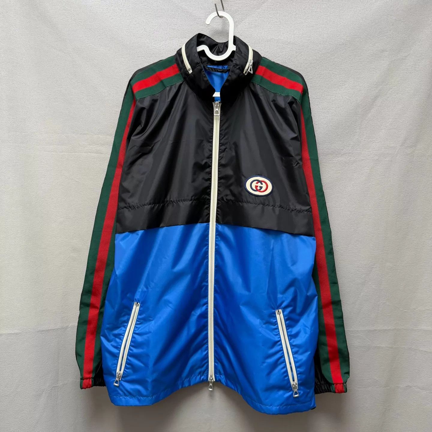 Gucci Gucci Black & Blue Logo Jacket 44 (99 New, Worn Once) Size US S / EU 44-46 / 1 - 1 Thumbnail