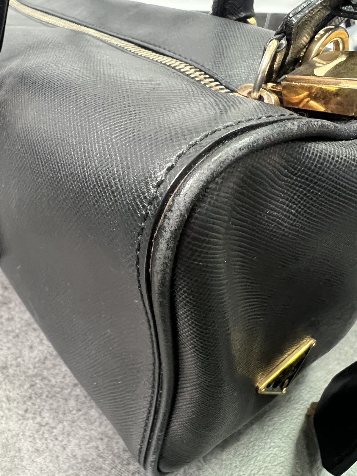 Prada Prada Saffiano Leather Shoulder Bag Black Size ONE SIZE - 3 Thumbnail
