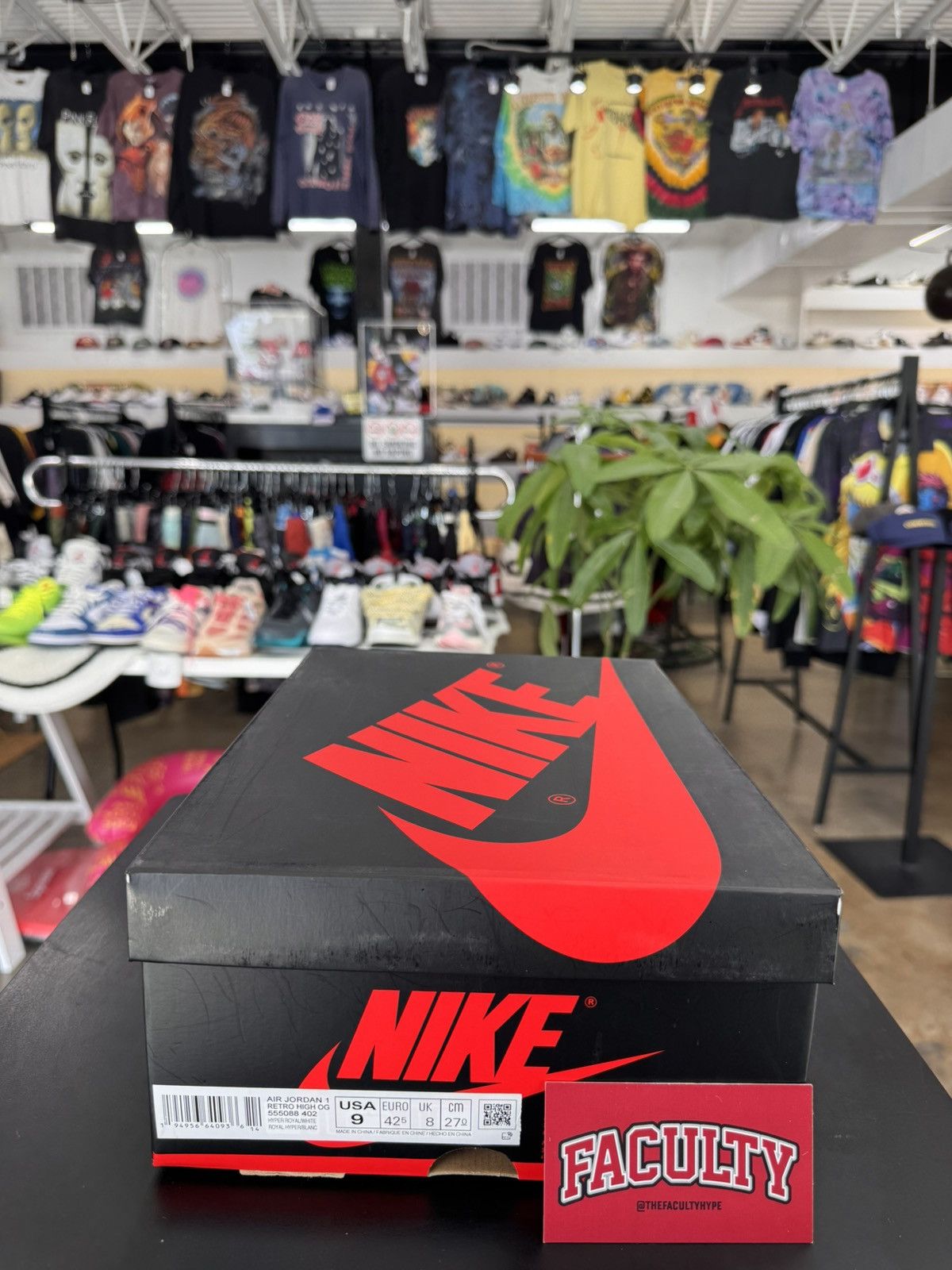 Air Jordan 1 Hyper Royal Smoke Grey Size 9 (2021)