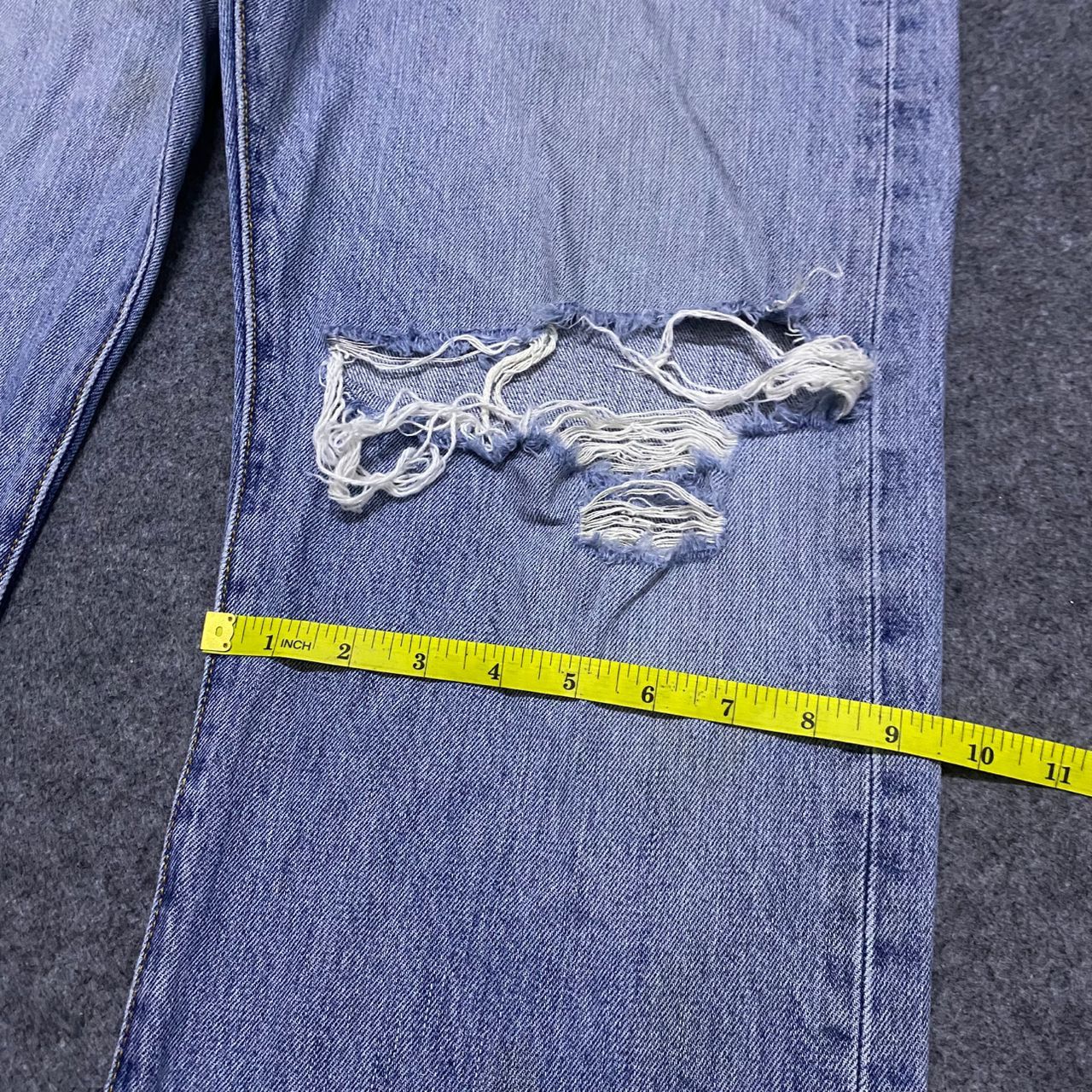 Levi's Vintage Levis 501 Distressed denim Kurt Cobain Style Size US 39 - 7 Thumbnail