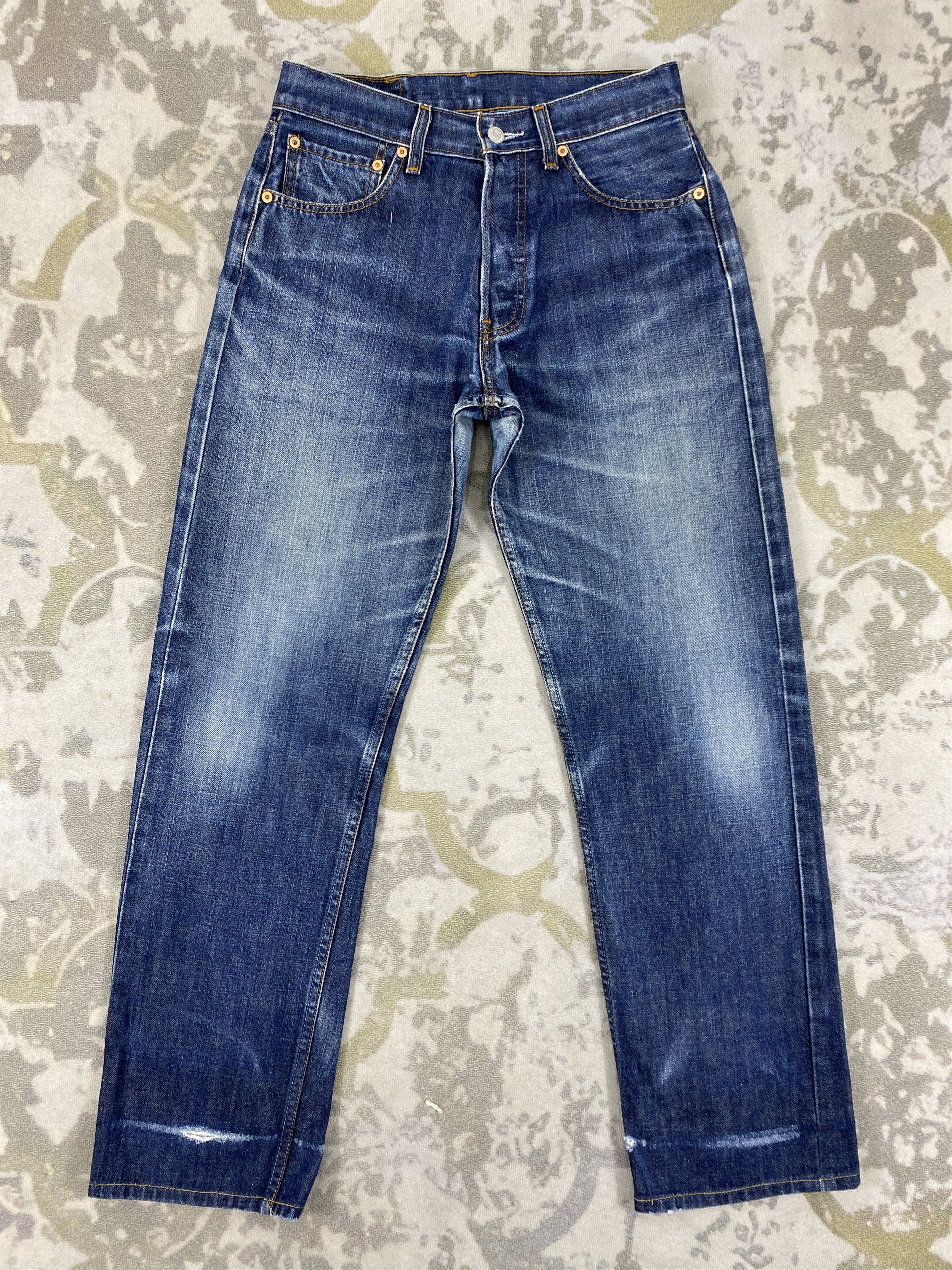 Levi's Distressed Blue Vintage Levi's 509 Jeans 30x30 Denim- JN3599 Size US 30 / EU 46 - 1 Thumbnail