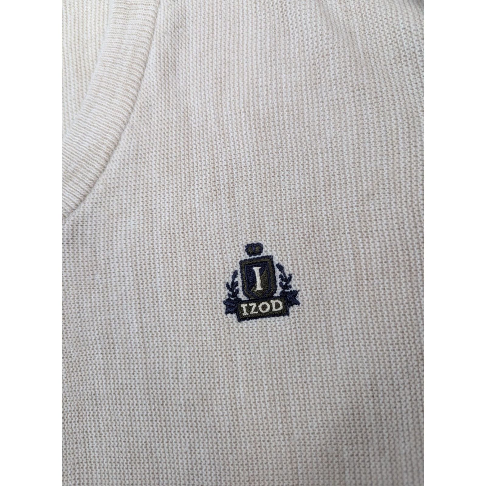 Izod VINTAGE IZOD Sweater Mens M Made in USA V-Neck Beige Golf Preppy Pullover Size US M / EU 48-50 / 2 - 7 Thumbnail