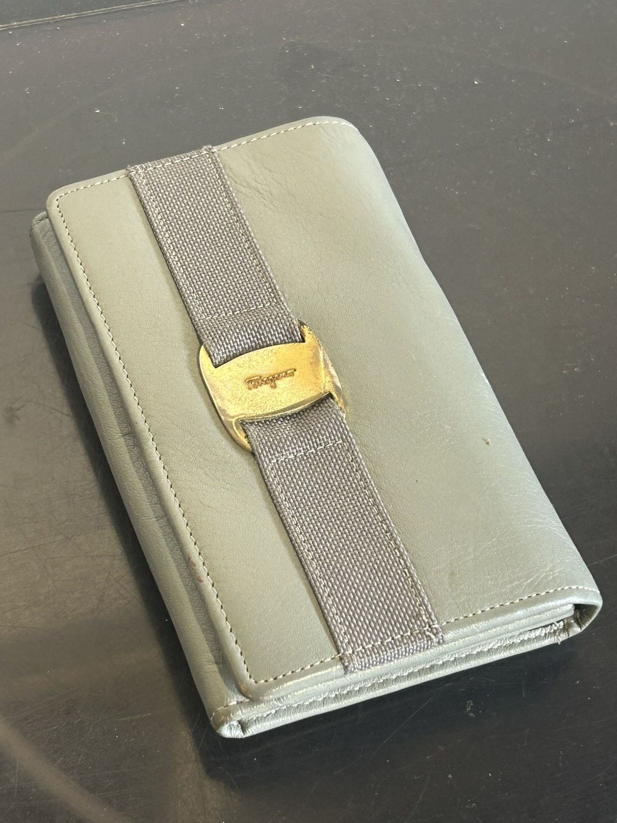 Salvatore Ferragamo Ferragamo Vintage Leather Gray Wallet Size ONE SIZE - 1 Thumbnail