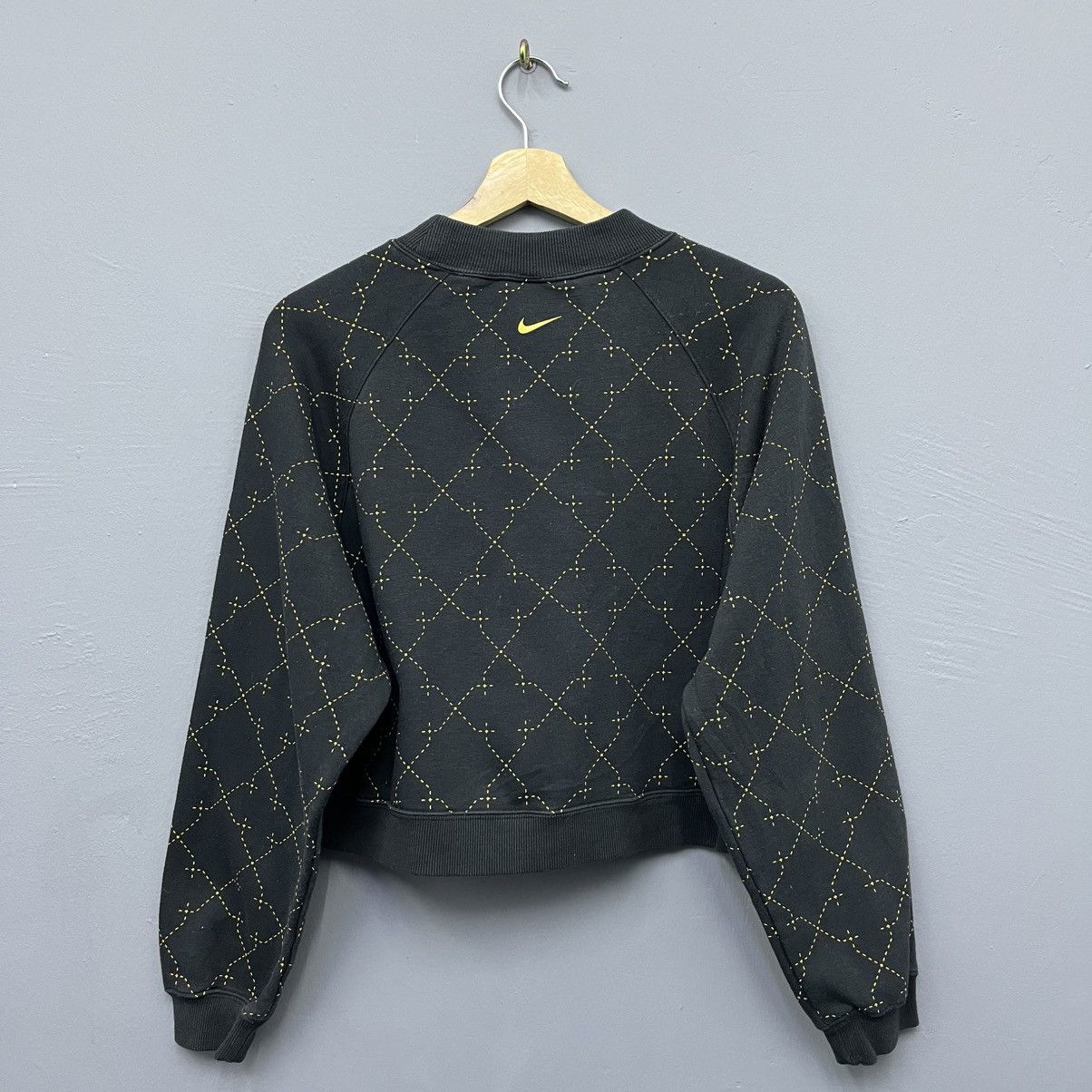 Nike Nike Therma-Fit Cropped Crewneck Sweatshirt Size S / US 4 / IT 40 - 2 Thumbnail