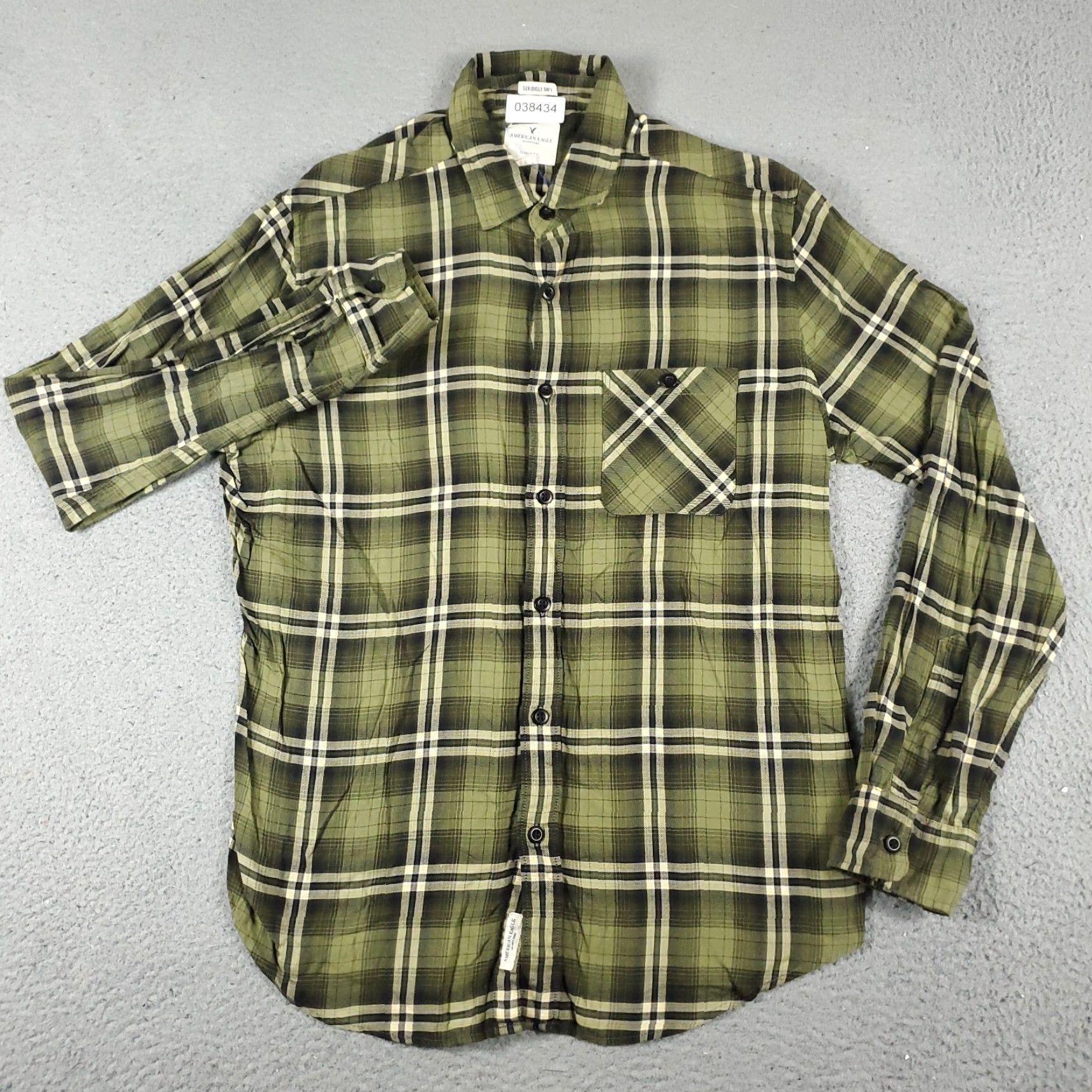 American Eagle Outfitters American Eagle Outfitters Shirt Mens Medium Green Plaid Button-Up Long Sleeve Cotton Size US M / EU 48-50 / 2 - 2 Thumbnail