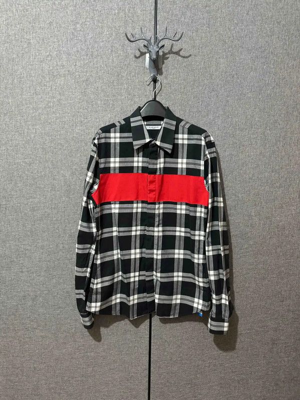 Givenchy Givenchy Color Blocked Men's Shirt 0089 Size US S / EU 44-46 / 1 - 1 Thumbnail