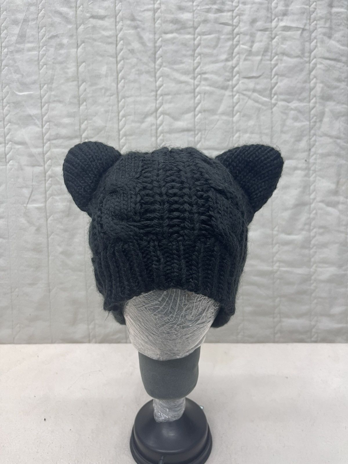 Japanese Brand KNITTED BUNNY HORN DEVIL BEANIE Size ONE SIZE - 1 Thumbnail