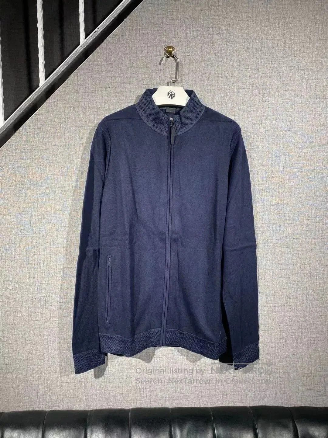 Porsche Design Porsche Men's Black Lightweight Zip. Size US M / EU 48-50 / 2 - 1 Thumbnail