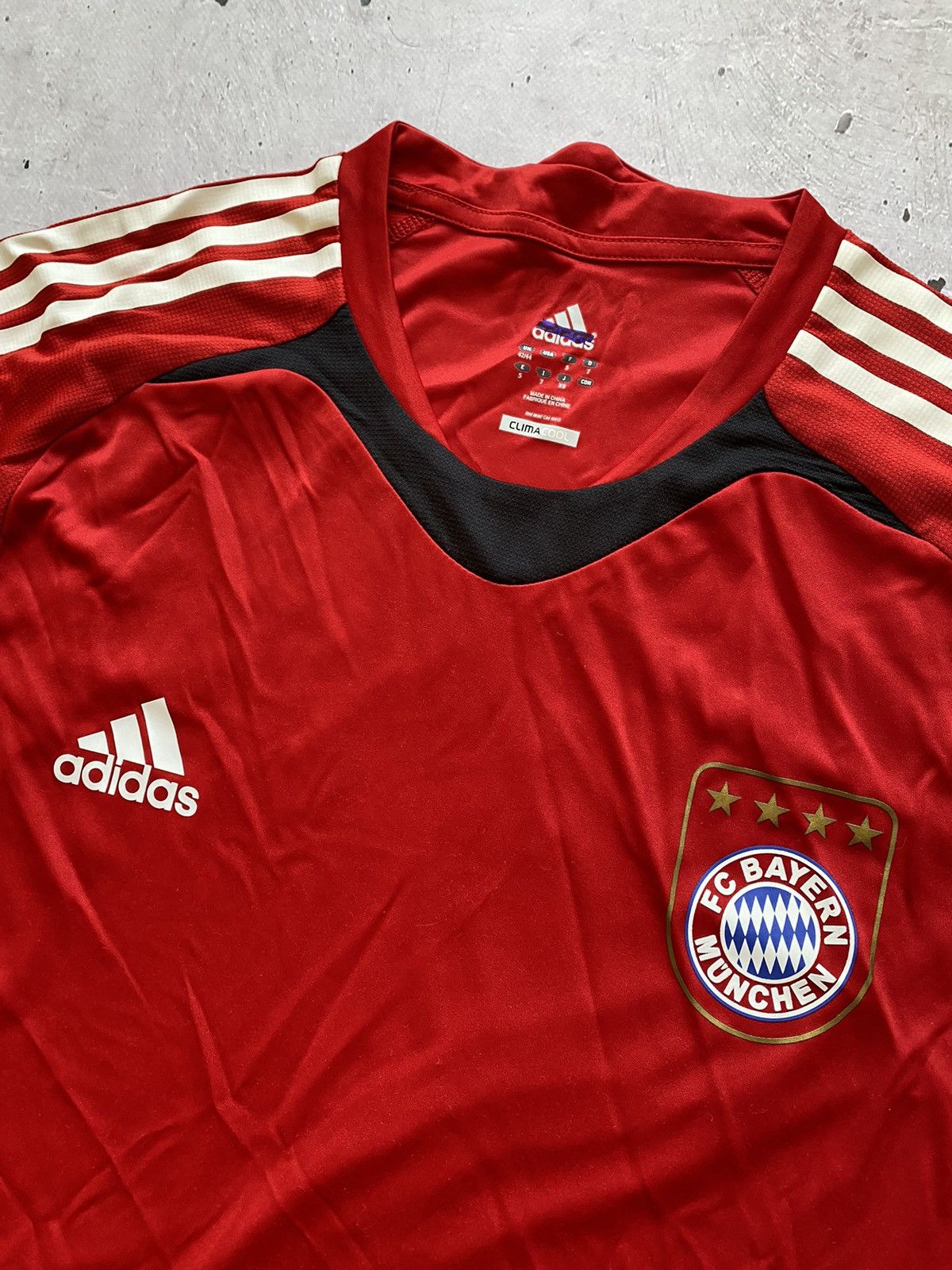 Adidas × Vintage Vintage 2010-11 Bayern Munich Adidas Training Shirt Y2K Hype Size US M / EU 48-50 / 2 - 3 Thumbnail
