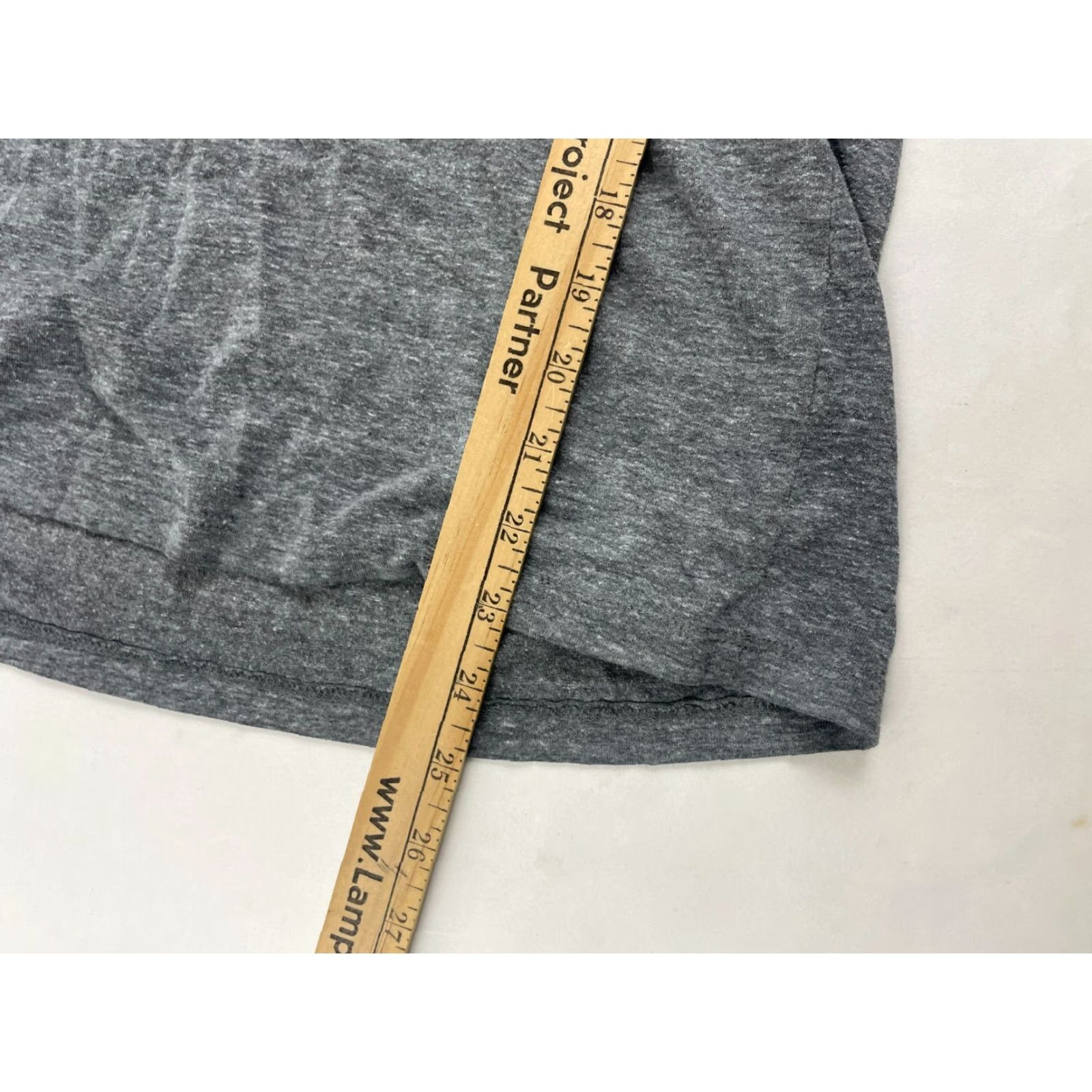 Toms TOMS T-Shirt Women’s S Gray Heather Scoop Neck Short Sleeve Plan Your Escape Shirt Womens Small Gray Heather, Regular Fit, Breathable, Basic Style Size S / US 4 / IT 40 - 6 Thumbnail