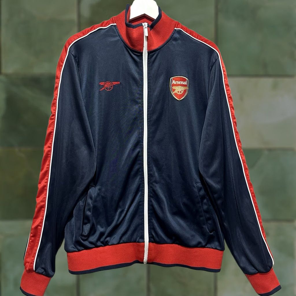 Arsenal Fc Official Soccer Gift Men’s L Retro Track Jacket Logo Navy/Red Sleeve Sports Soccer Football Long Sleeve Zipper Pocket 100% Polyester, Men’s
