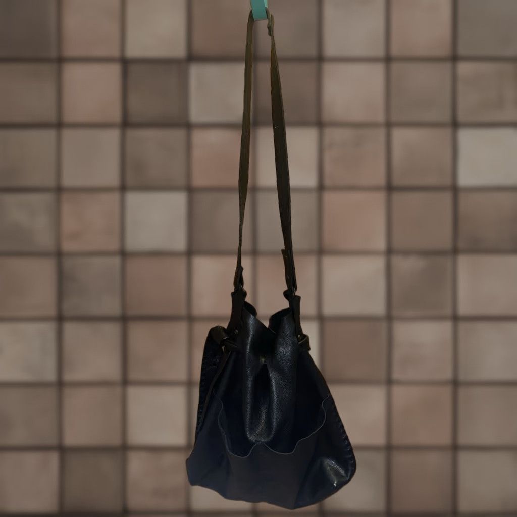 Vintage Stitch and Tickle Handmade Black Leather Hobo Style Bag Made In Boston, MA Size ONE SIZE - 1 Thumbnail