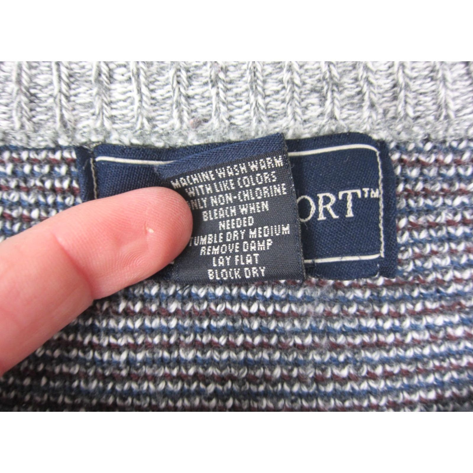 Vintage VINTAGE Fairway Sport Sweater Mens L Gray Diamond Crewneck Pullover Knit Knitwear Casual USA Size US L / EU 52-54 / 3 - 4 Thumbnail