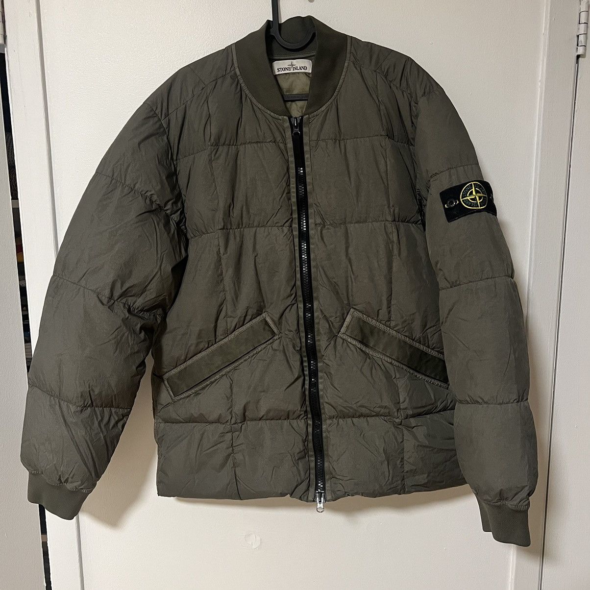 Stone island crinkle reps down best sale bomber jacket