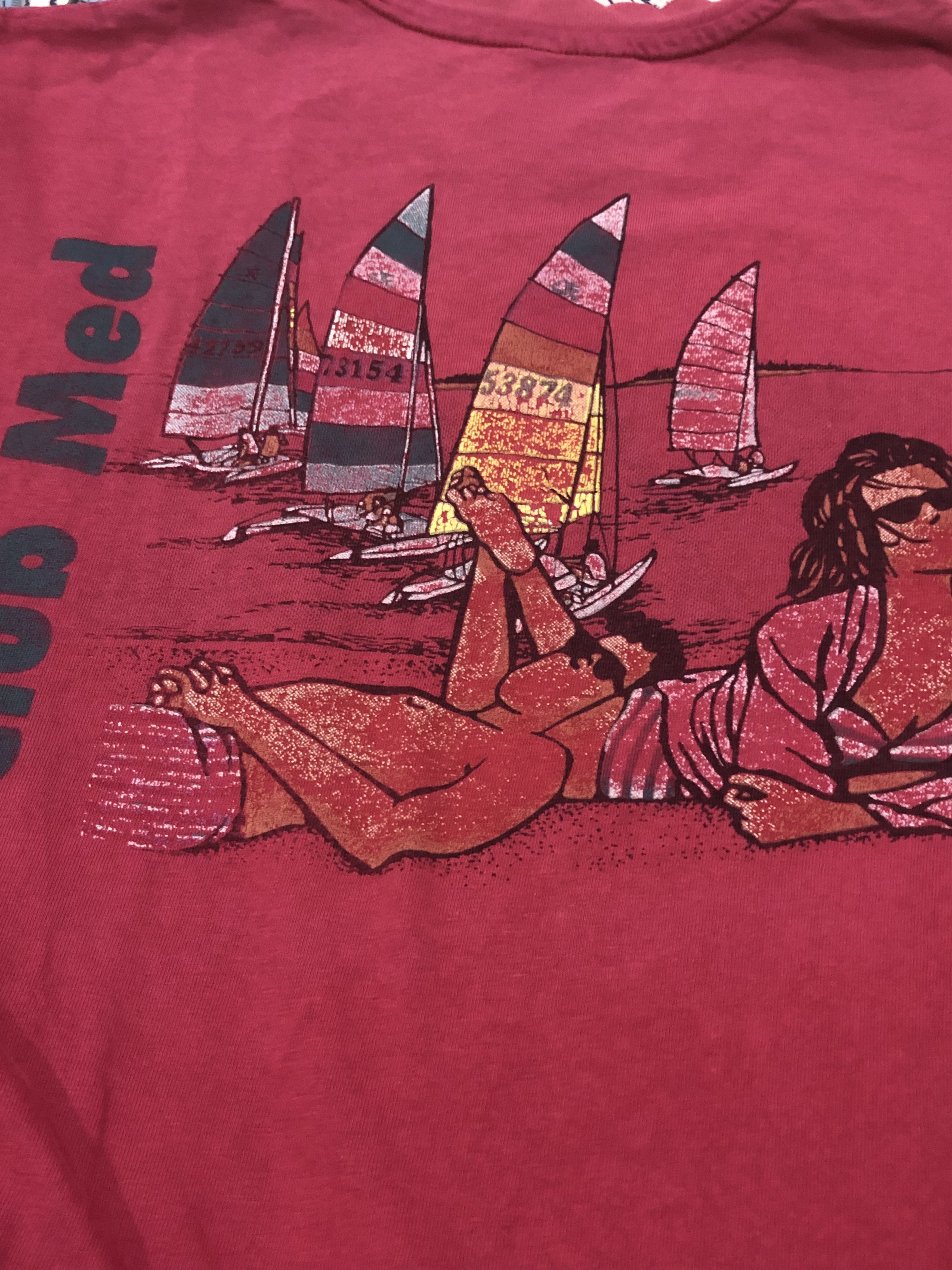 Hanes × Vintage Vintage Worn Club Med Tshirt Size US L / EU 52-54 / 3 - 3 Thumbnail