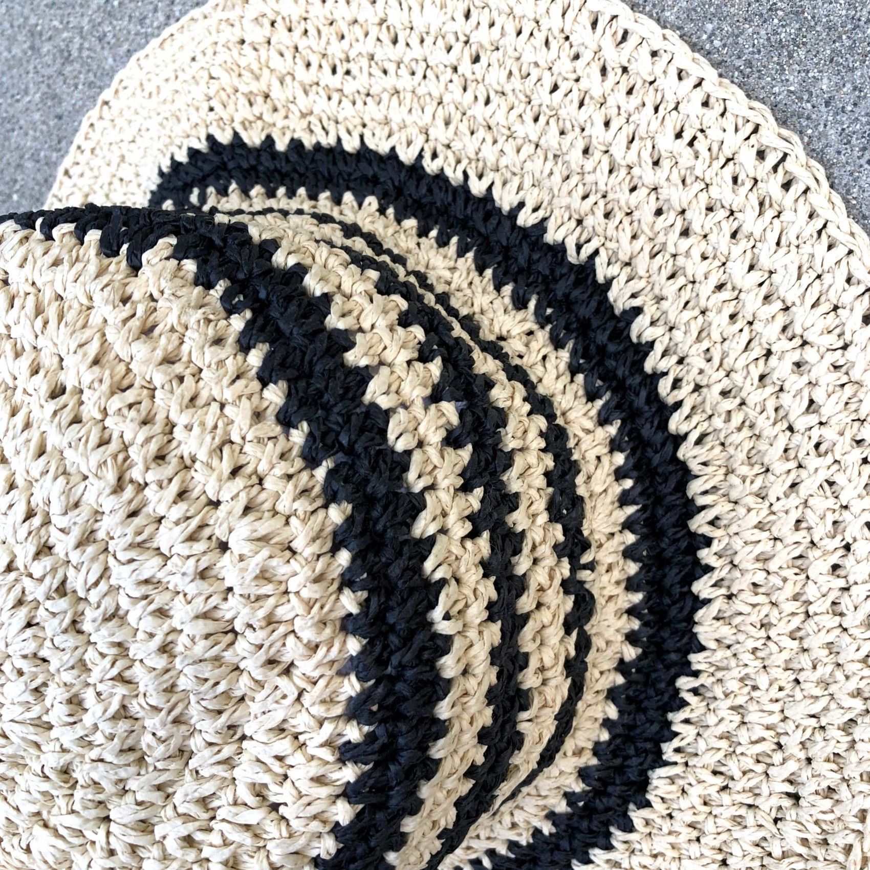 Gap VTG Gap Crochet Packable Bucket Sun Hat Women's One Size Travel Cap Beige Hats Mens Womens Girls Boys? Size ONE SIZE - 4 Thumbnail