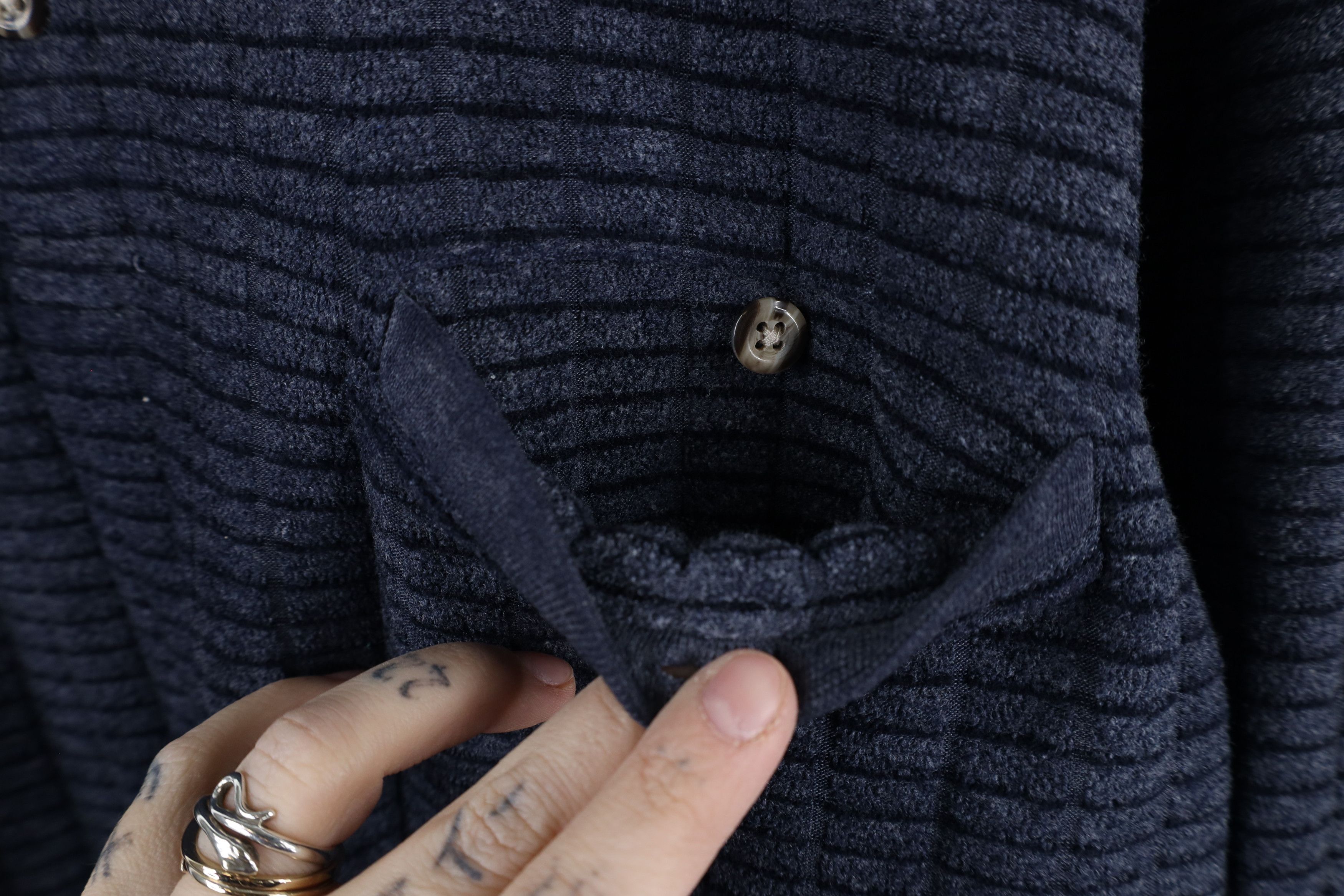 Vintage Vintage 90s Streetwear Textured Fleece Collared Sweatshirt Size US XL / EU 56 / 4 - 5 Thumbnail